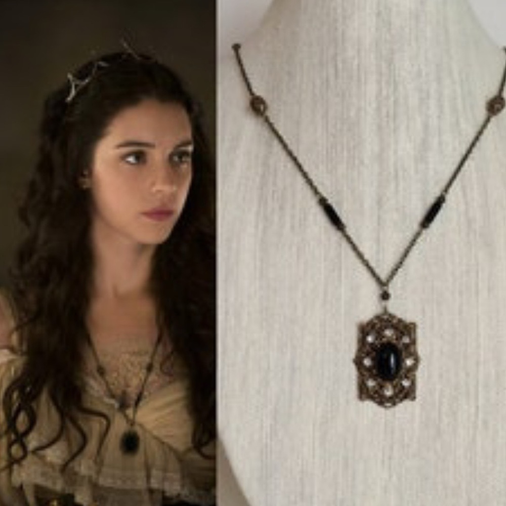 Black and Gold Pendant Necklace as seen on Mary Stuart in Reign Tudors era